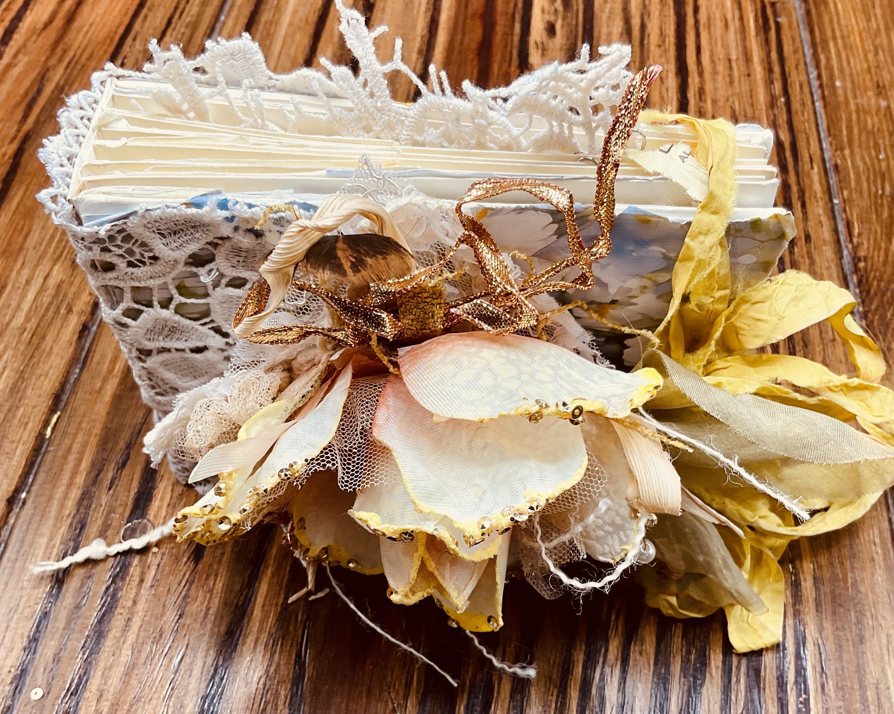 File folder section inside Seed Packet Junk Journal showing interactive pocket construction